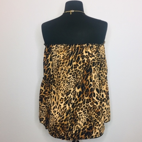 NWOT! CHICME Leopard Off-Shoulder Flare Sleeve Top - Picture 4 of 5